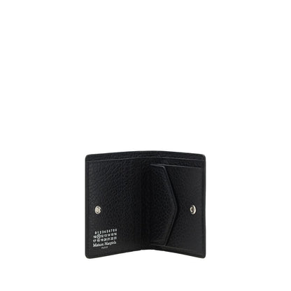 Cardholder Wallet by Maison Margiela for women in bos taurus calfskin leather black showcases a discerning silhouette, artfully capturing the essence of Bos Taurus Calfskin Leather Cardholder Wallet with its functional card-organization compact-design.