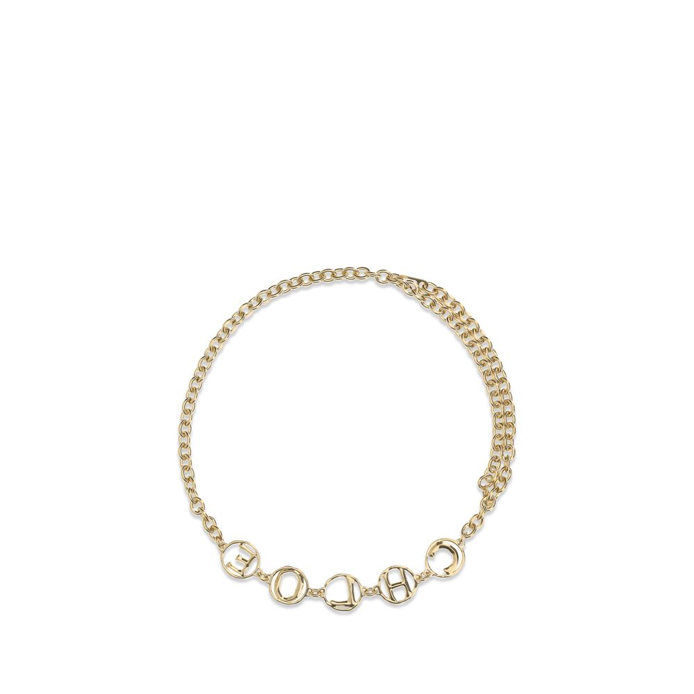 Belt by Chloé for women in bos taurus calf leather black features an artisanal finish, elegantly showcasing the signature style and artisanal craftsmanship of the Bos Taurus Calf Leather Belt design.