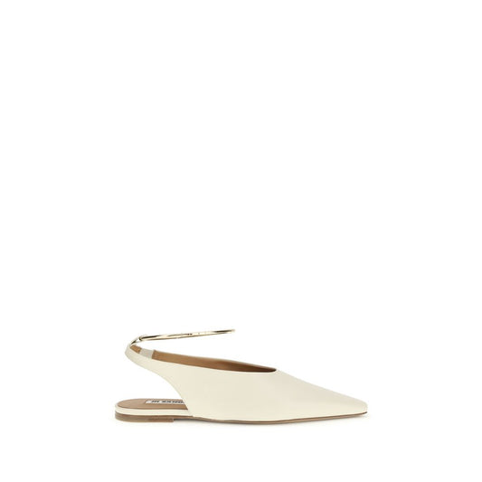 Ballet Flat Shoes by Jil Sander for women in goatskin leather cream showcases a resplendent Women's Goatskin Leather Ballet Flat Shoes aesthetic with a and square toe style.