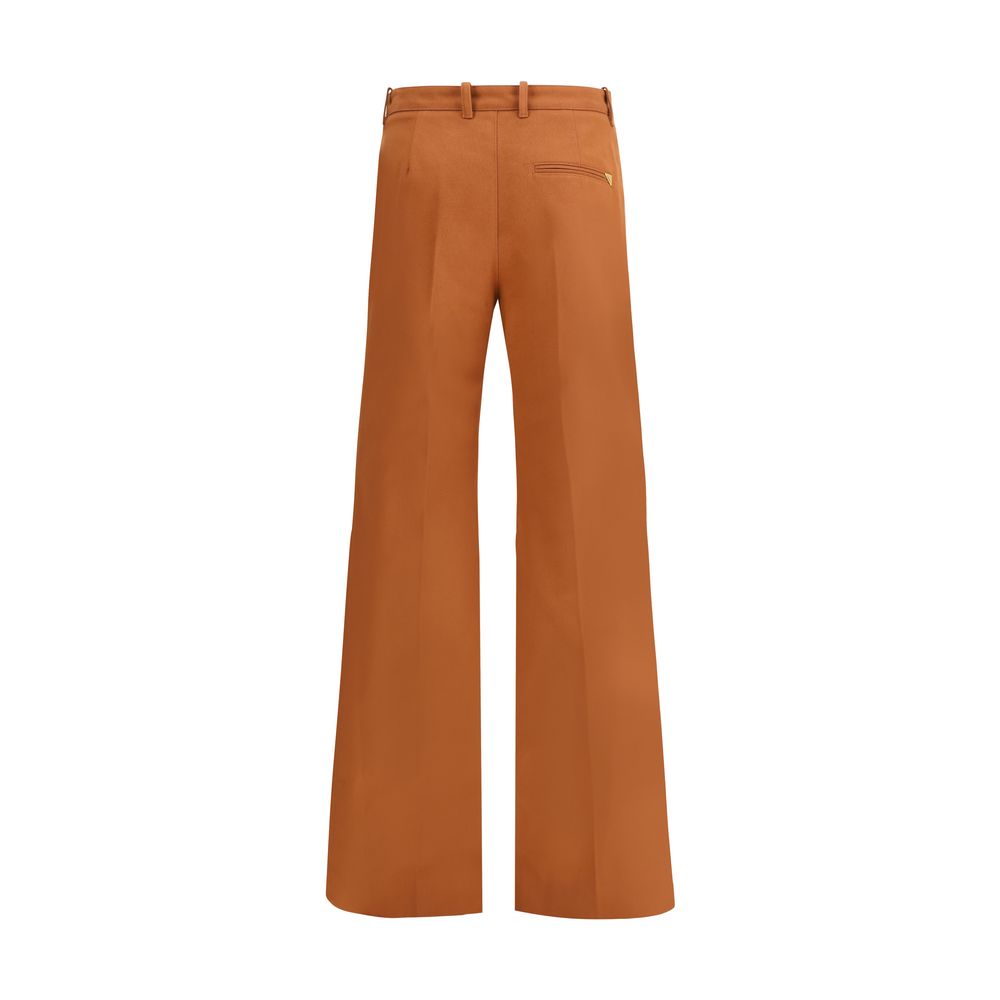 Jeans by Chloé for women in denim cotton brown & signature features an sartorial flared & regular-fit and long with a cut for a sartorial finish.