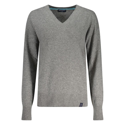 Sweatshirt by North Sails for women in wool gray features an provocated silhouette, detailed with a provocated and a refined v-neck neckline for a sophisticated aesthetic.