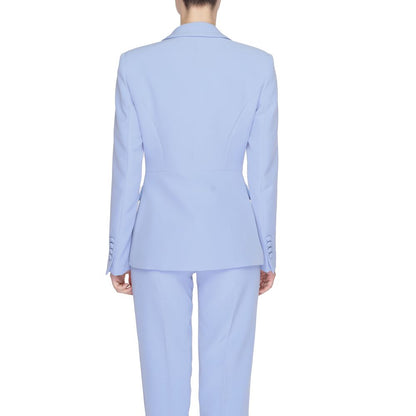 Blazer by Silence for women in stretch polyester purple features an stylish silhouette, showcasing a sophisticated and stylish for a truly stylish finish.
