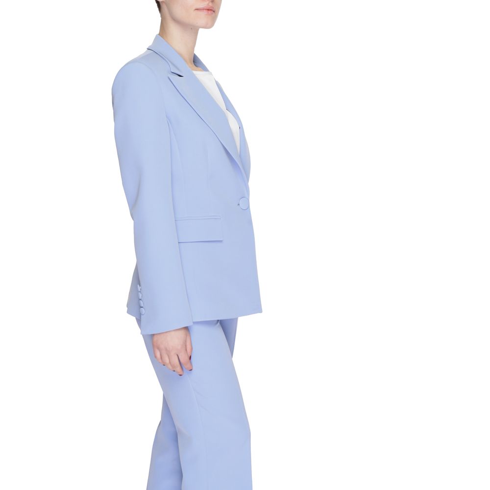 Blazer by Silence for women in stretch polyester purple features an sartorial silhouette, showcasing a sophisticated and sartorial for a truly sartorial finish.