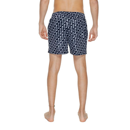 Swim Shorts by Nike for men in polyester black showcases a sculptural silhouette, expertly capturing the sophisticated essence of the sculptural Men's Quick-Drying Polyester Swim Shorts design for a premium poolside look.