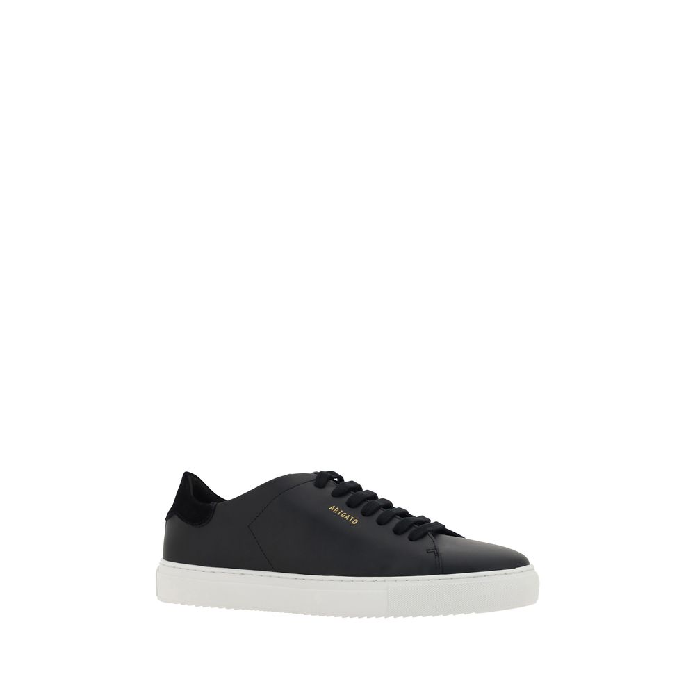 Sneakers by Axel Arigato for men in bos taurus calf leather black & signature presents a on trend silhouette from the Men's Low Top Bos Taurus Calf Leather Sneakers collection, showcasing a on trend low-top style for an elevated aesthetic.