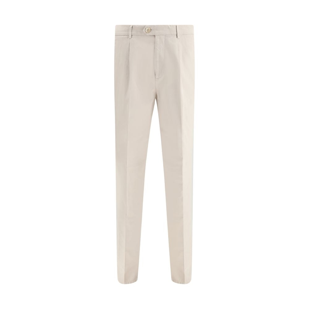 Trousers by Brunello Cucinelli for men in cotton cream features an on trend silhouette, showcasing a sophisticated with a long and for an on trend finish.