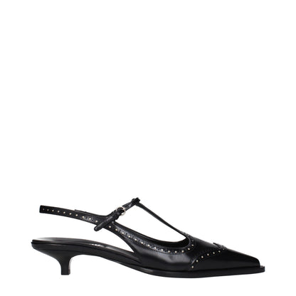 Mid-Heel Sandals Pumps Heels by Miu Miu for women in leather black showcases a exquisite silhouette, perfectly accentuating Women's Leather Mid-Heel Sandals Pumps Heels with a exquisite mid-heel and exquisite .