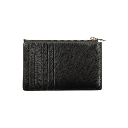 Wallet by Furla for women in leather black features a streamlined silhouette, showcasing the streamlined Roxie Leather Wallet design with sophisticated compact-design for a premium look.