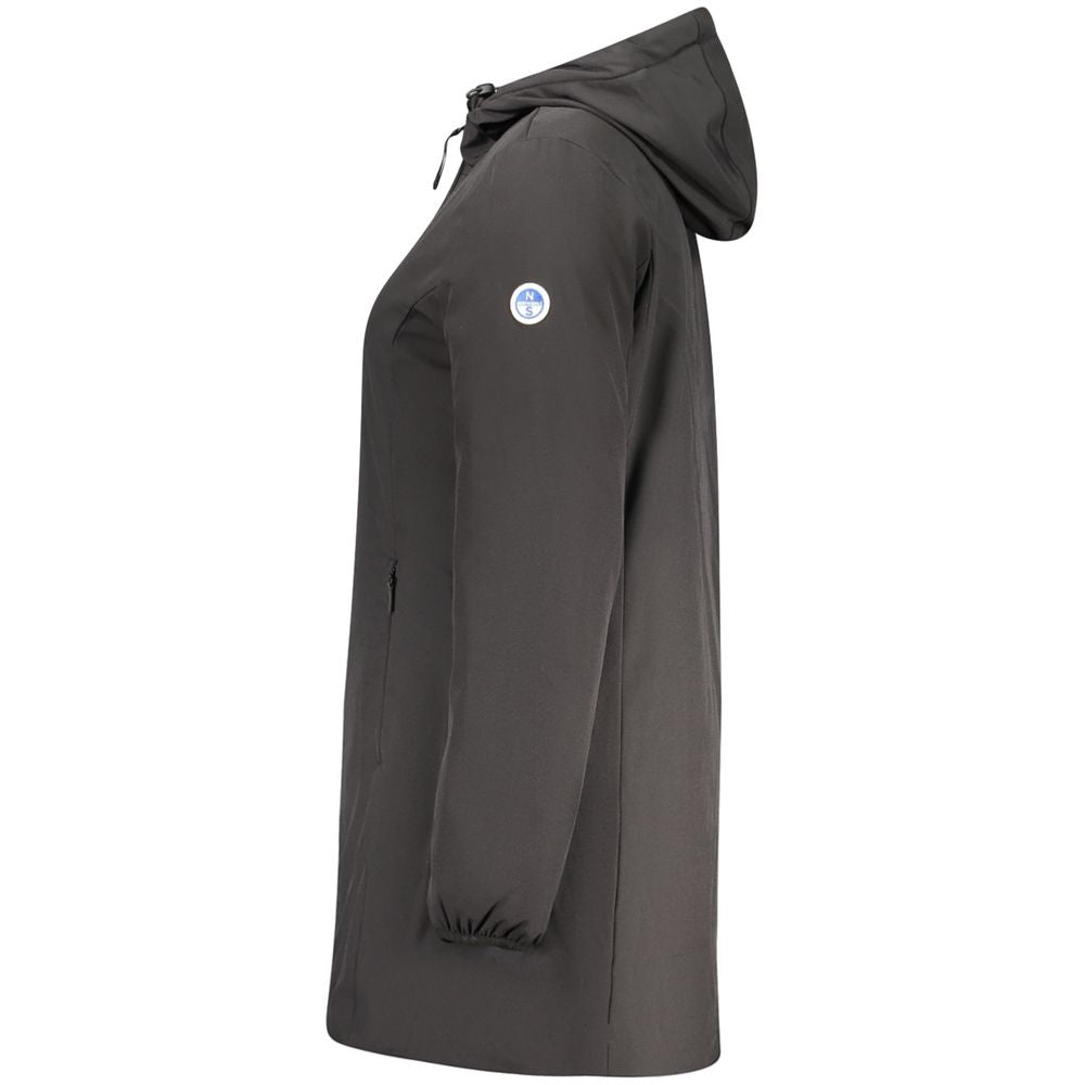Hooded Overcoat by North Sails for women in polyester black showcases a enveloping silhouette, detailed with distinctive pockets & hooded and a enveloping .
