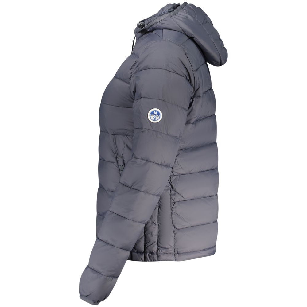 This Hooded Parka by North Sails for women in polyester gray & brown presents a utilitarian silhouette, meticulously detailed with pockets, hooded & windproof and a utilitarian hooded neckline for a sophisticated, weather-ready look.