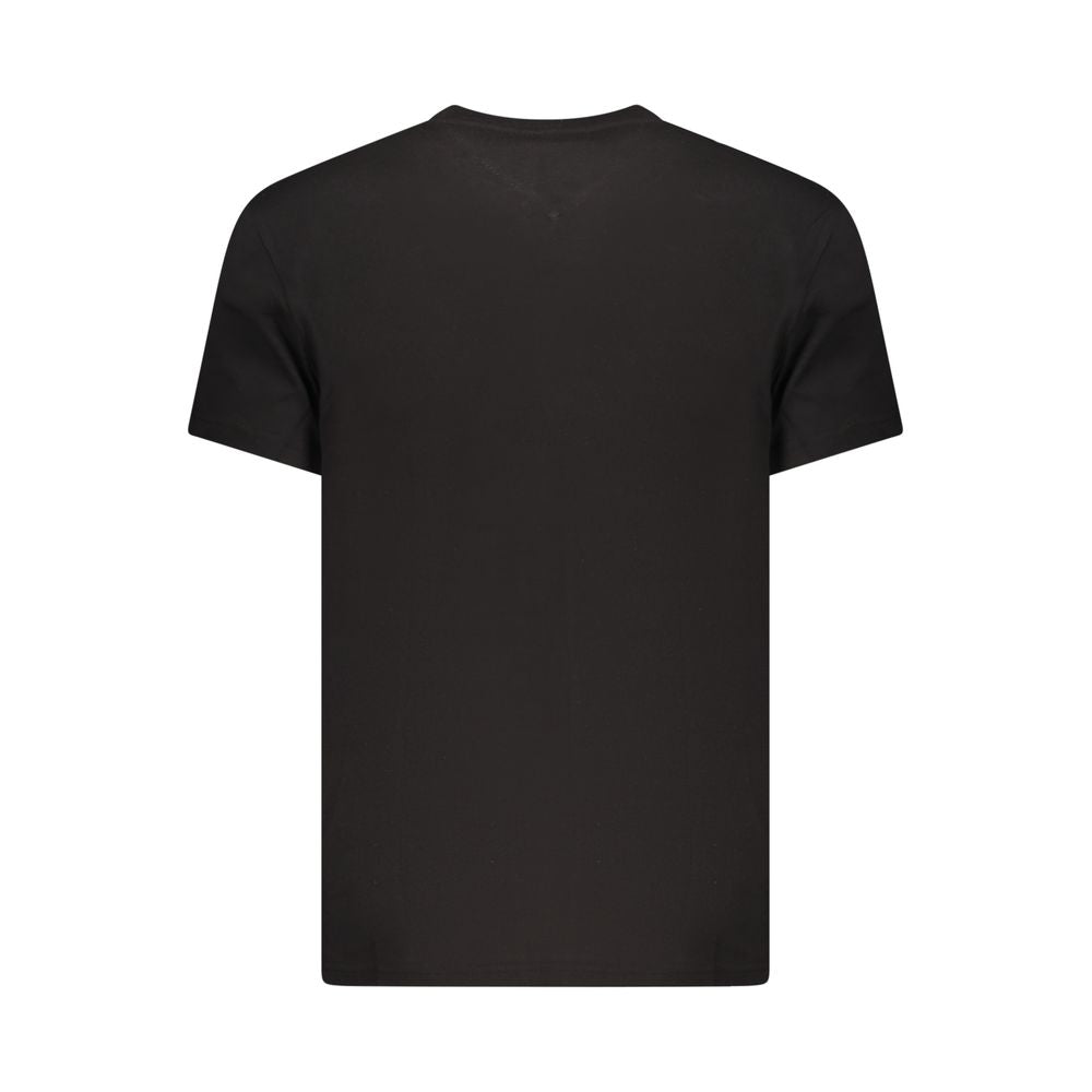 T-Shirt by Tommy Hilfiger for men in cotton canvas black & print features an edgy silhouette, meticulously detailed with a sophisticated and crew neckline for a truly edgy finish.