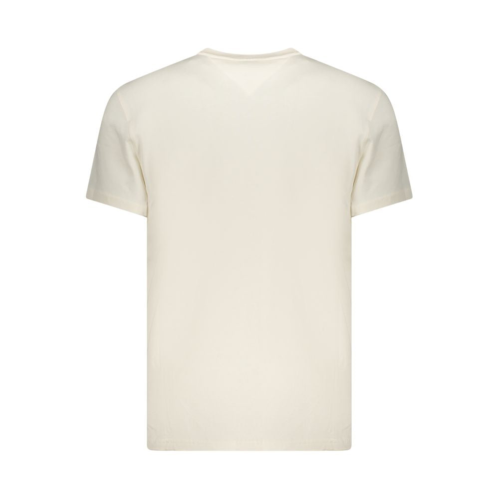 T-Shirt by Tommy Hilfiger for men in cotton pink & white features an edgy silhouette, meticulously detailed with a sophisticated and for a truly edgy finish.