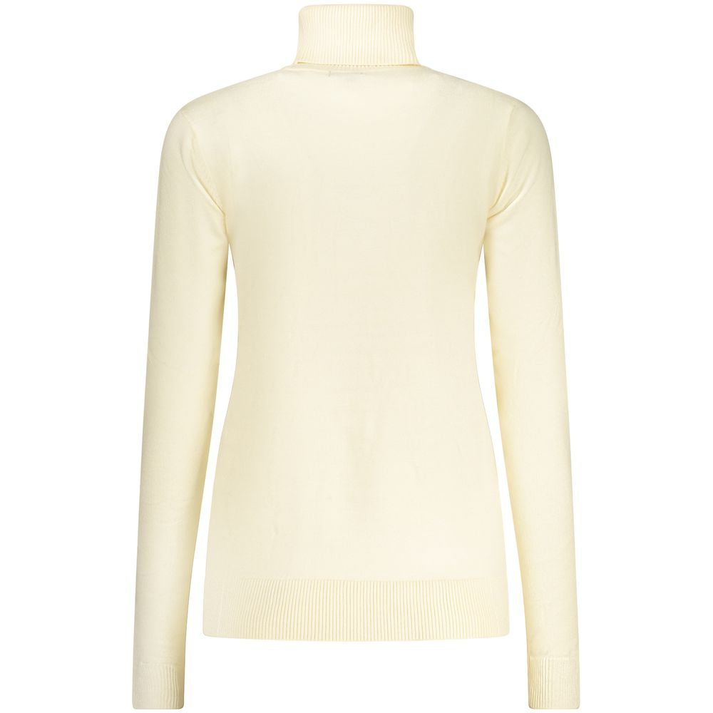 Sweater by Norway 1963 for women in polyamide polyester viscose white showcases a discreet silhouette, finished with a discreet turtle neckline and for a discreet look.