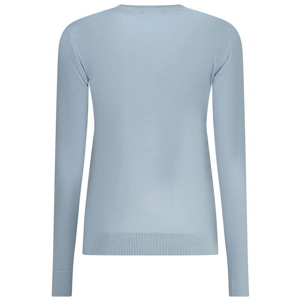 This Sweater by Norway 1963 for women in polyamide polyester viscose azzurro presents a understated silhouette, featuring a sophisticated and for a understated finish.
