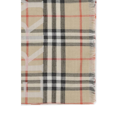 Scarf by Burberry for men in wool & silk beige & jacquard showcases a on trend silhouette, artfully capturing the on trend essence of the Wool & Silk Shawl Fringes Scarf design with a sophisticated finish.