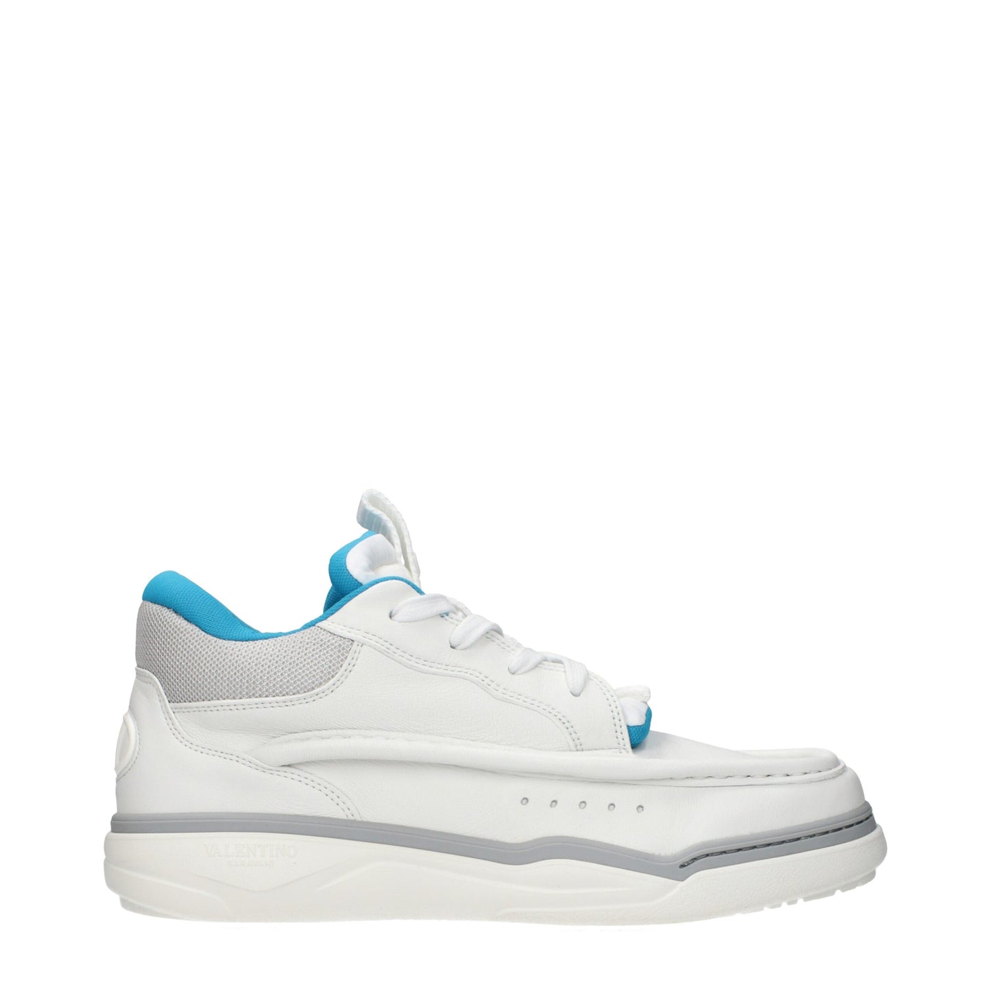 Sneakers by Valentino Garavani for men in leather white features an fashionable silhouette, showcasing the premium Men's Low Top Leather Sneakers in a fashionable low-top style that offers a fashionable finish for refined style.