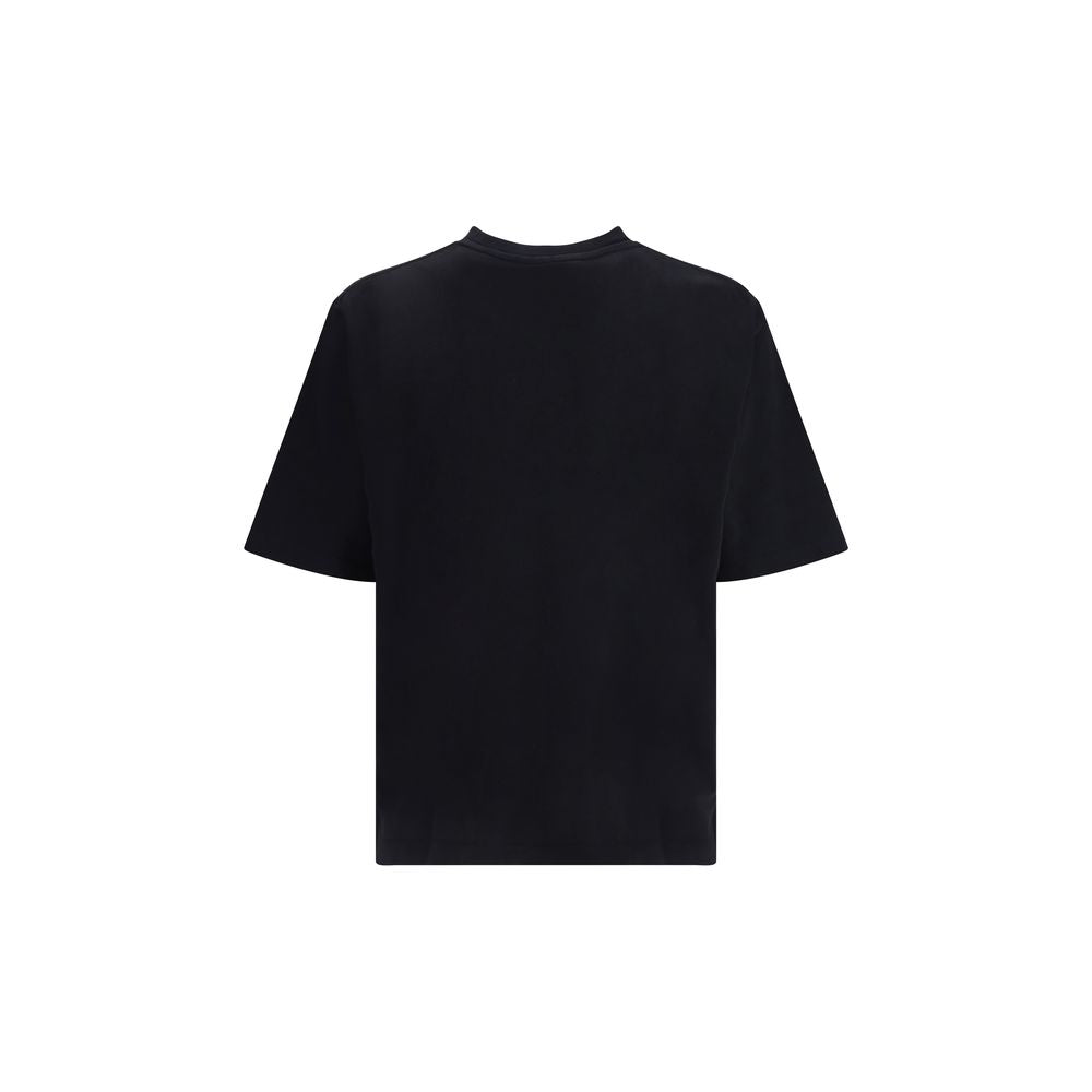 T-Shirt by Dsquared² for men in cotton black & print showcases a dramatic silhouette, elegantly detailed with a dramatic and for a truly dramatic finish.