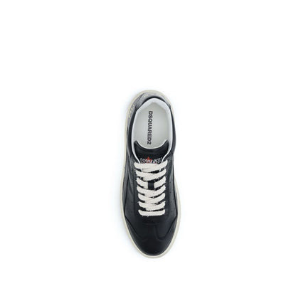 Sneakers by Dsquared² for men in bos taurus calf leather black features an fashionable silhouette, showcasing the premium Rider Men's Fashion Bos Taurus Calf Leather Sneakers in a fashionable fashion style that offers a fashionable finish for refined style.