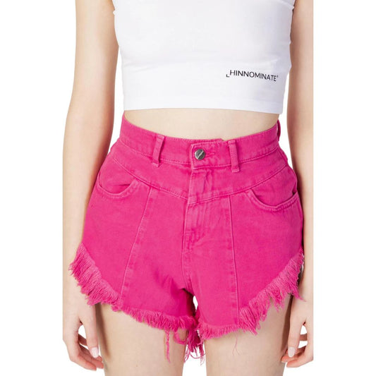 Shorts by Hinnominate for women in cotton fuchsia features a stylish and short cut with a stylish .