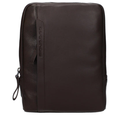 Crossbody Messenger Bag by Piquadro for men in leather brown presents a artisanal Leather Crossbody Messenger Bag design, featuring a secure , ample , and artisanal crossbody-strap & adjustable-strap for a artisanal finish.