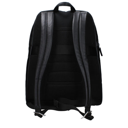 Backpack by Piquadro for men in leather black showcases a stately Leather Backpack design, featuring a secure with stately and versatile backpack-strap & adjustable-strap.